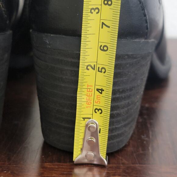 Born BOC‎ Black Booties Ankle Sz 8 Payton BR0026403 Block Heel Buckle Leather - Picture 16 of 16